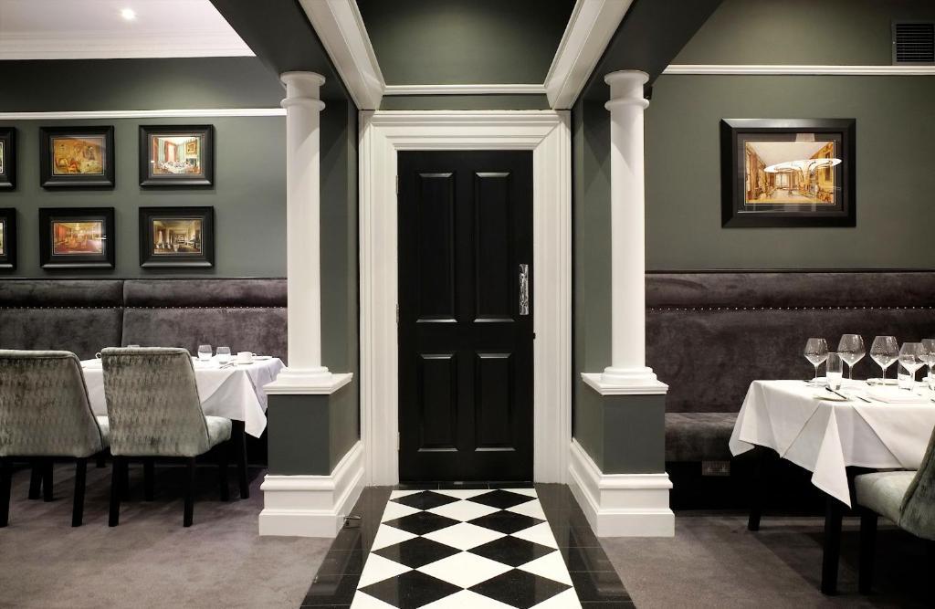โพเอทส์ เฮาส์ Hotel อีลี ภายนอก รูปภาพ